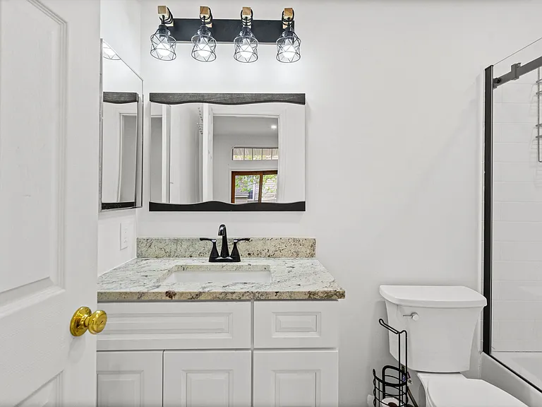 413 Hampton Place Blvd — Photo 6