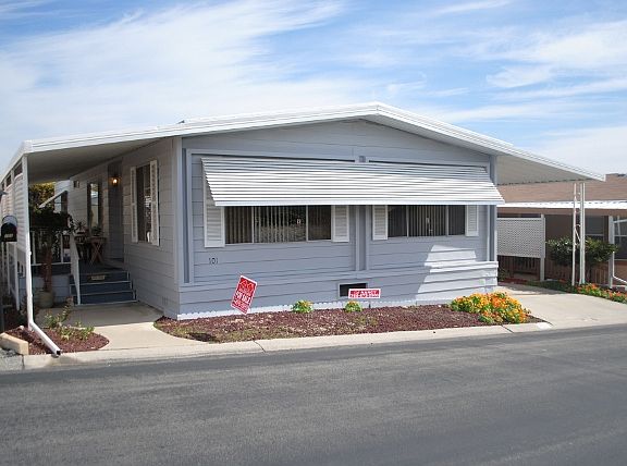 2nd image of 3535 Linda Vista Dr Space 101