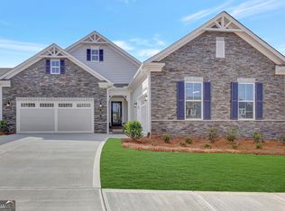 42 Club Cresswind Dr, Newnan, GA 30263