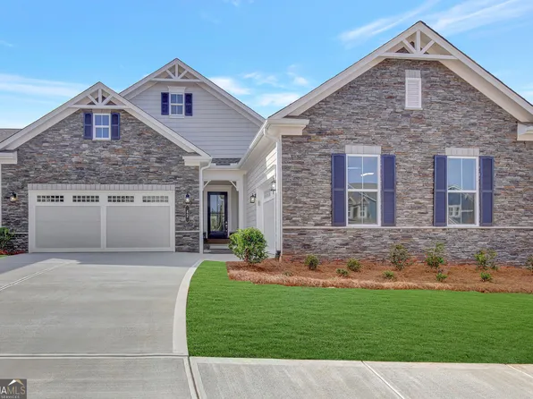 42 Club Cresswind Dr, Newnan, GA 30263