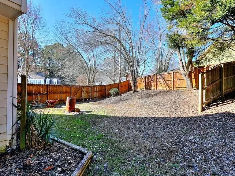 1280 Shamrock Hill Cir — Photo 22