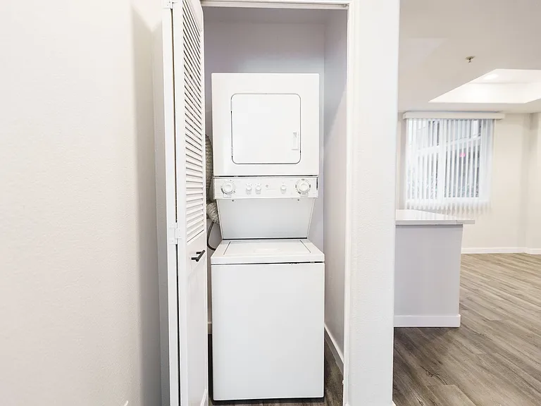 2820 Sawtelle Blvd — Photo 107