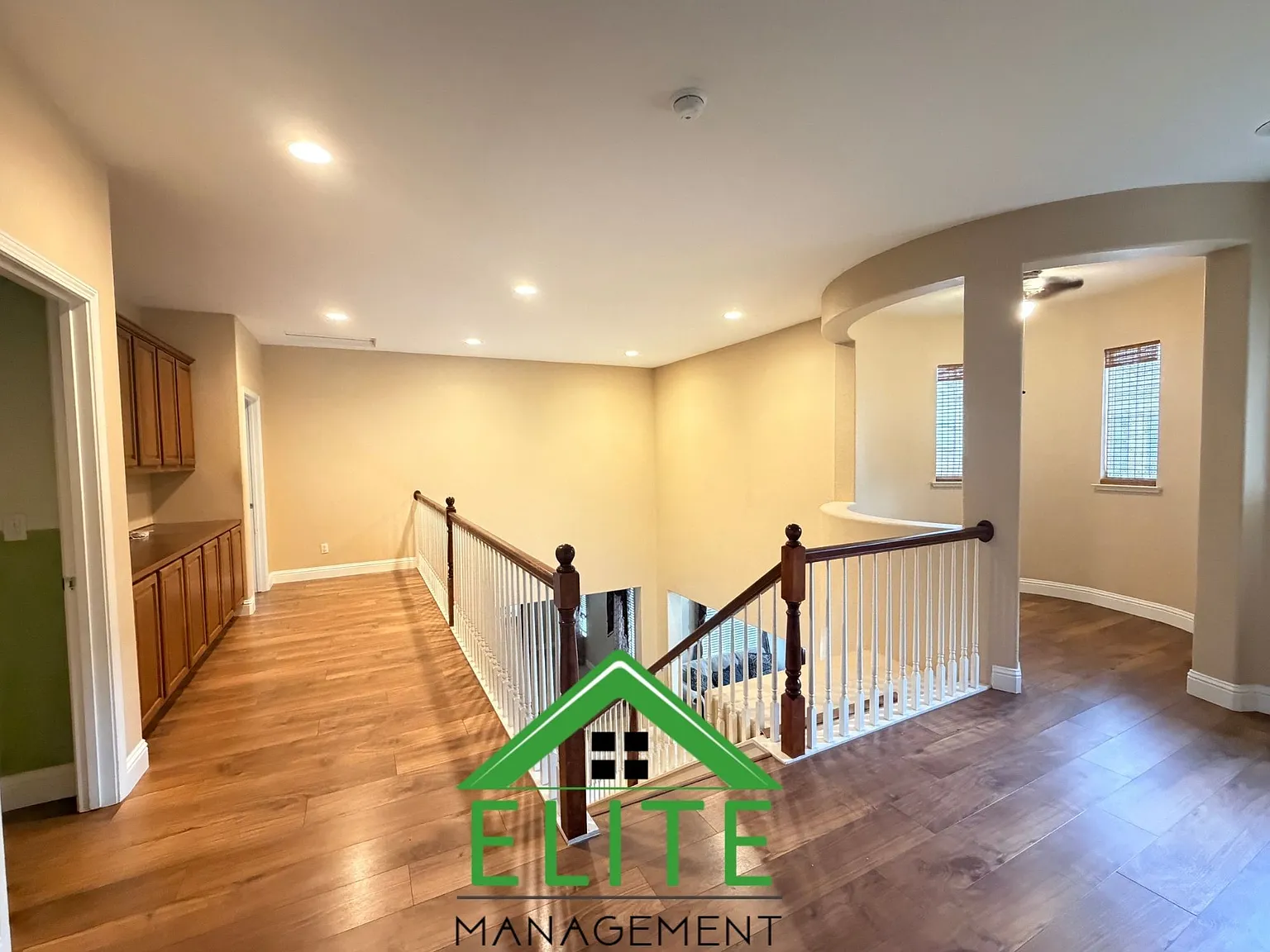 5 bed, 3098 sqft, $3,995 — Photo 4