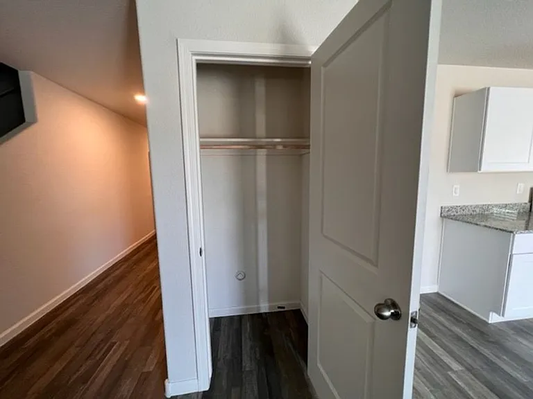 2415 Village Dr — Photo 34