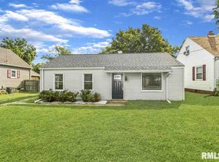 116 Holland Ct, Creve Coeur, IL