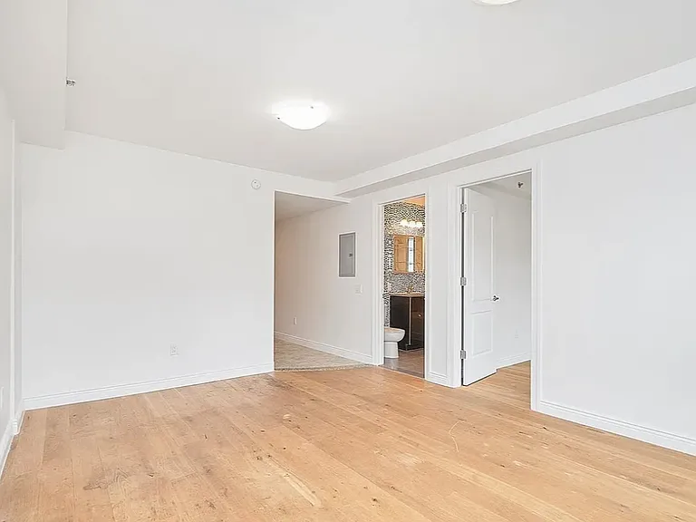 3440 Guider Ave #2E — Photo 20