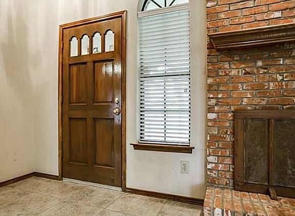 3rd image of 3911 Kingsferry Dr