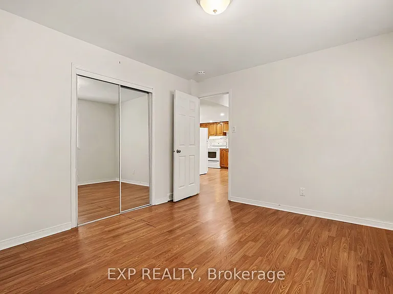 2055 Victoria St #B — Photo 9