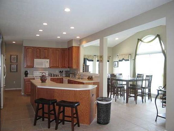 Kitchen with Morning Room