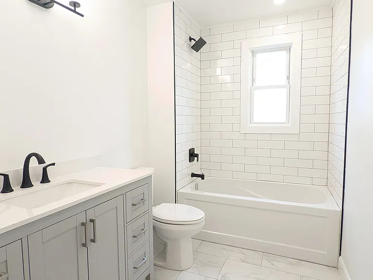 1 Admiral Rd — Photo 13