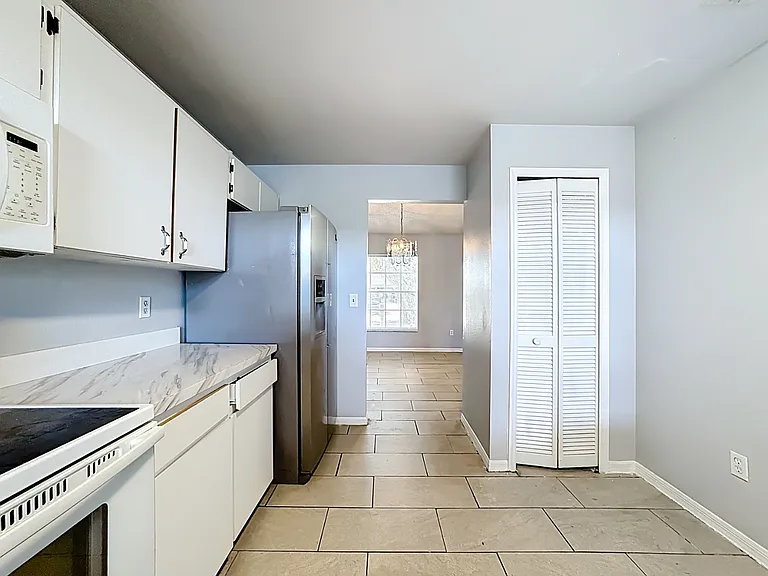 1603 Storington Ave — Photo 12