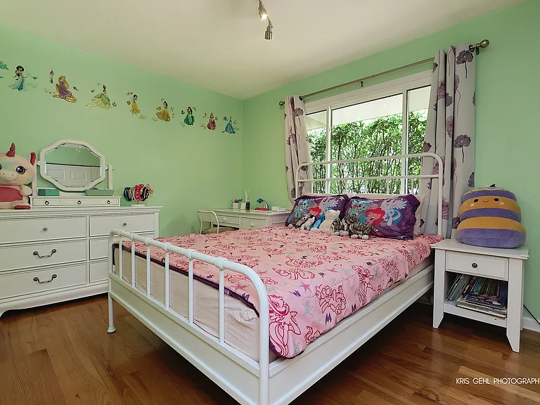 605 W Gilbert Rd — Photo 17