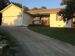 95 Blackfoot Dr, Eureka Springs, AR 72631