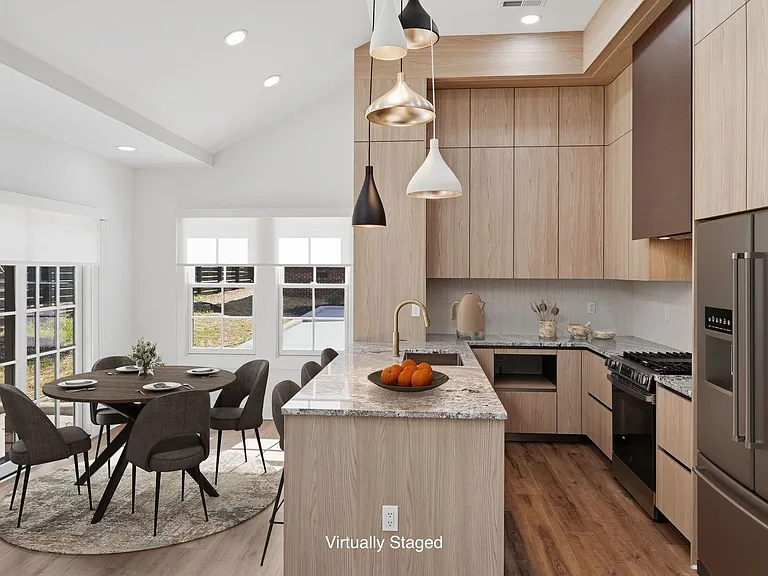 1840 Merriman Ave — Photo 3