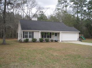 3 Windy Oaks Ct, Midway, GA 31320