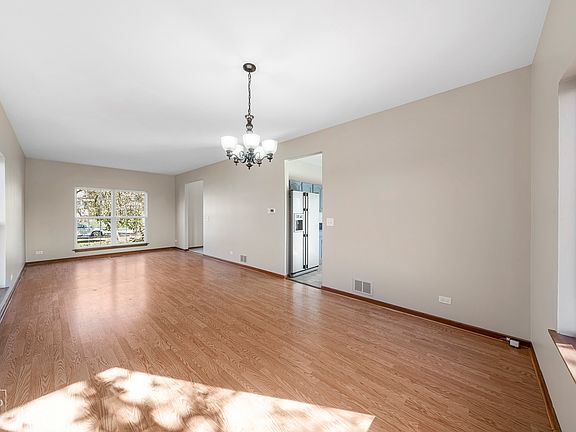 5th image of 2031 Westridge Blvd