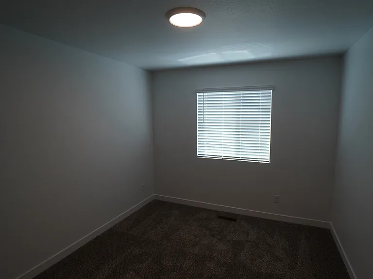 977 S Swoop Dr — Photo 24