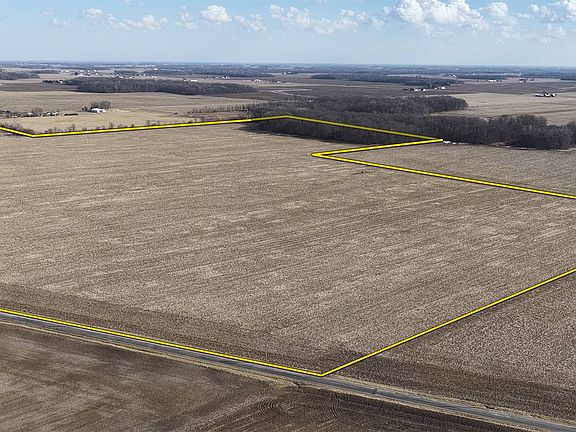 4th image of W Henry Rd