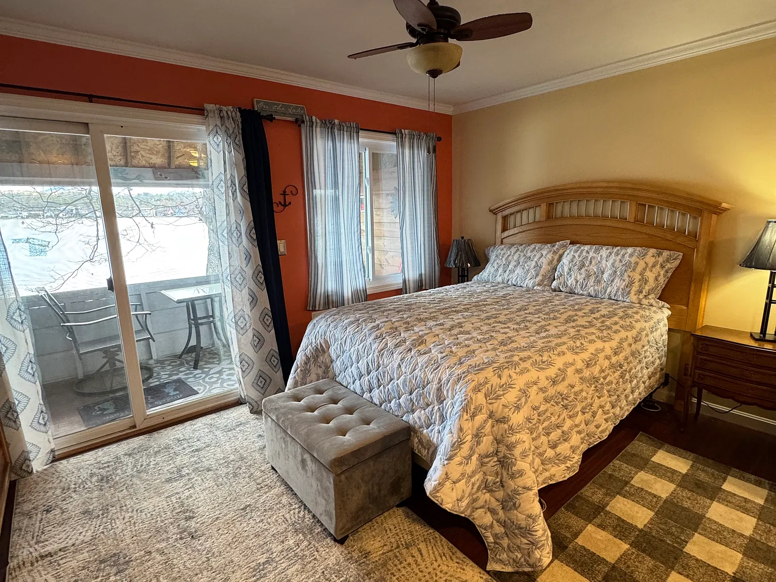 885 Laconia Rd — Photo 2