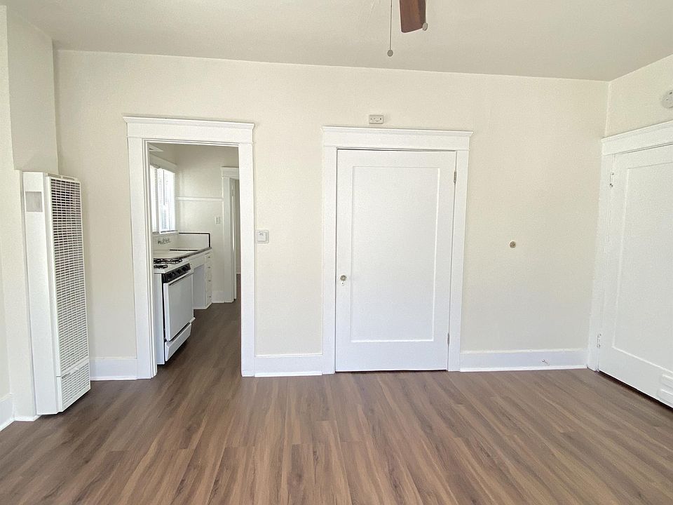 1st image of 223 Lime Ave #11059076