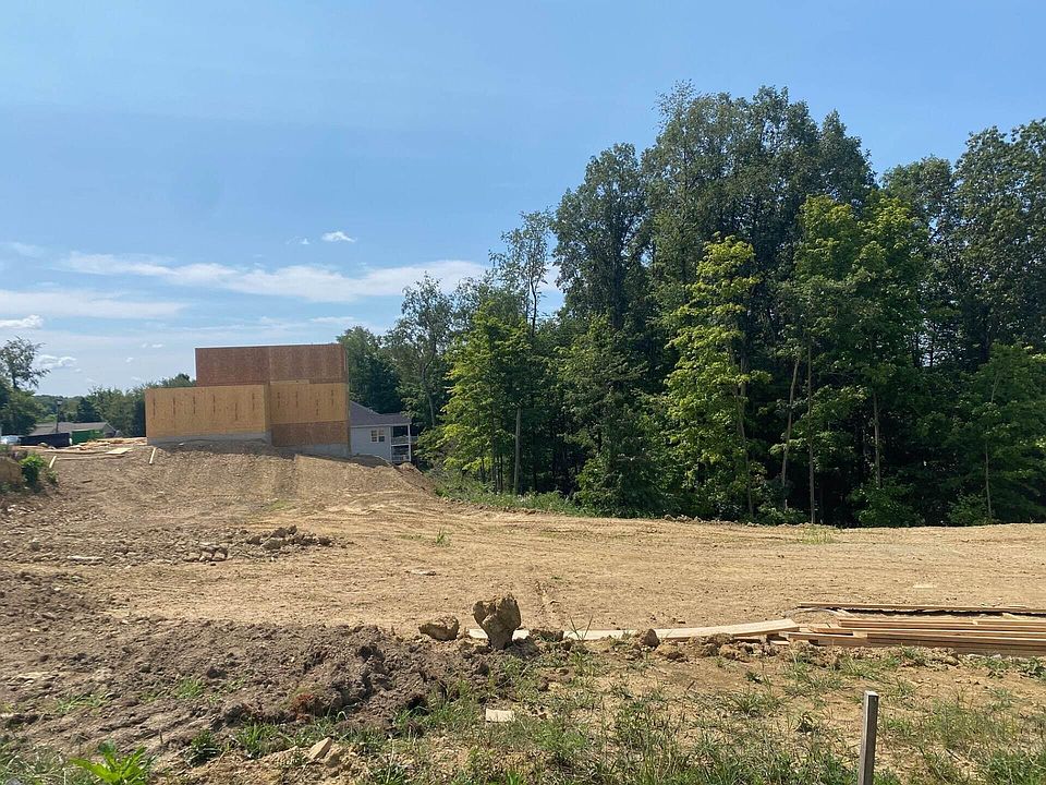 1st image of 381 Laurel Oaks Ln