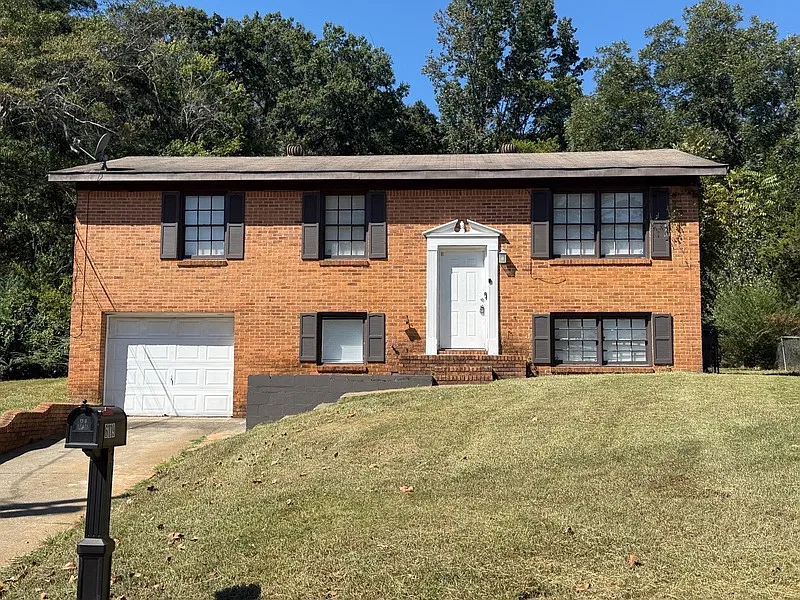 4 bed, 3.0 bath, 1524 sqft, $1,450 — Photo 1