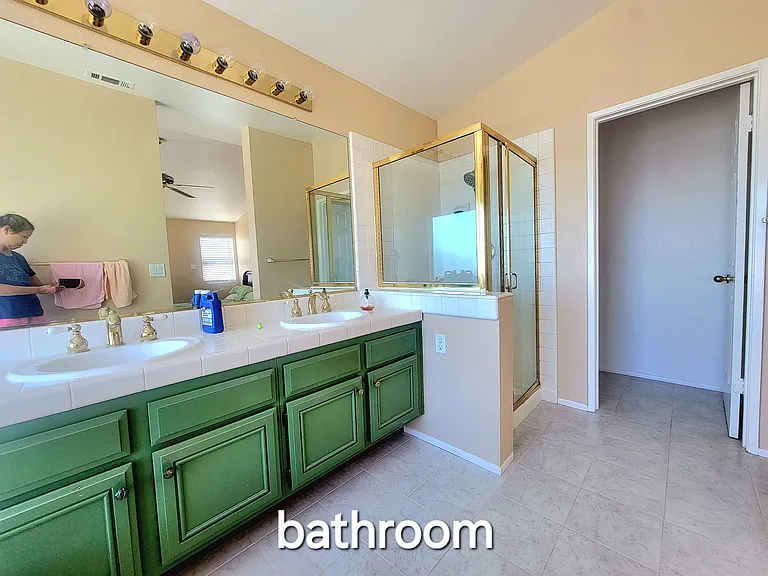 2032 Rapallo Way — Photo 29