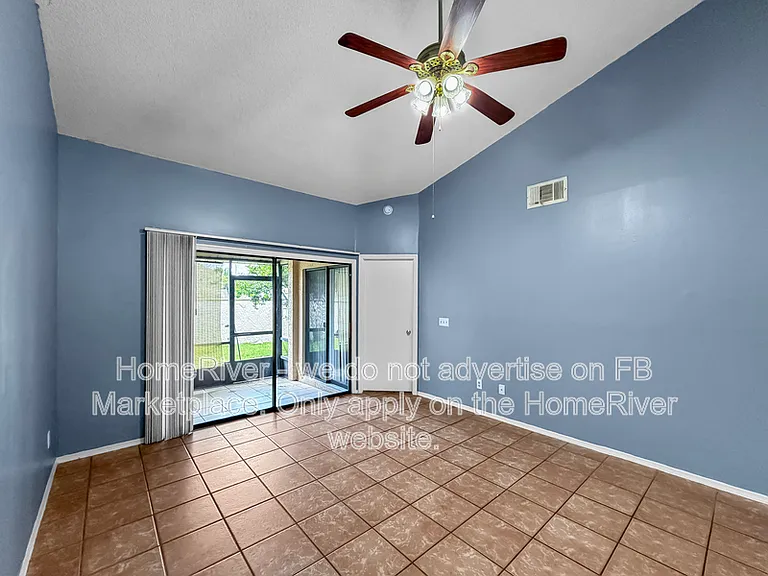 12253 Augusta Woods Cir — Photo 4
