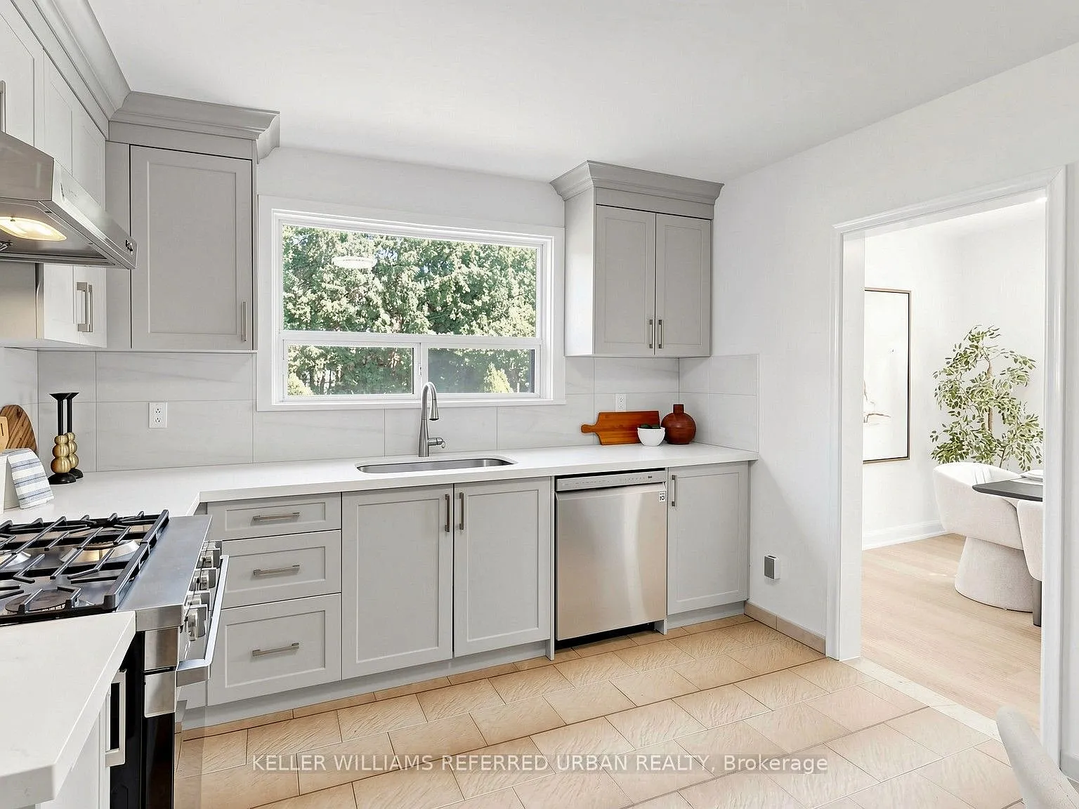4 bed, $4,750 — Photo 4