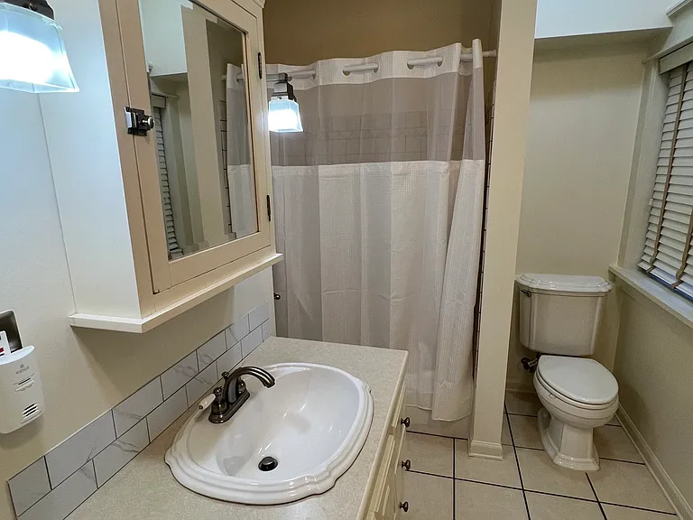 1628 SE Ladd Ave #A — Photo 9