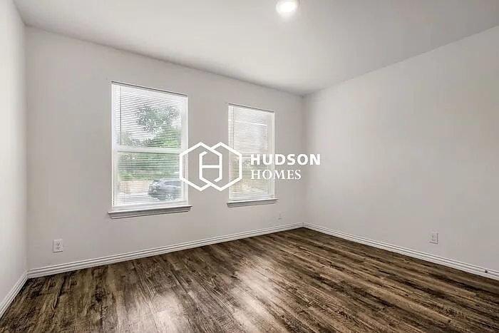 5334 Natho St — Photo 8