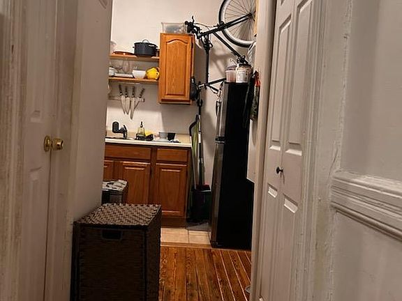 3rd image of 2273 Steinway St APT 6