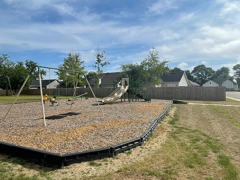 3881 Zaun Cir — Photo 20