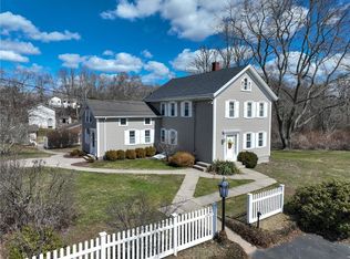 129 Canal St, Westerly, RI 02891