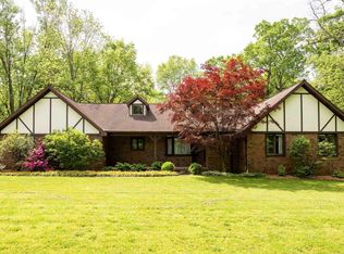 5920 Six School Rd, Evansville, IN 47720