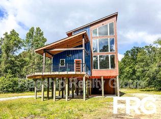 202 Shady Banks Rd, Washington, NC 27889