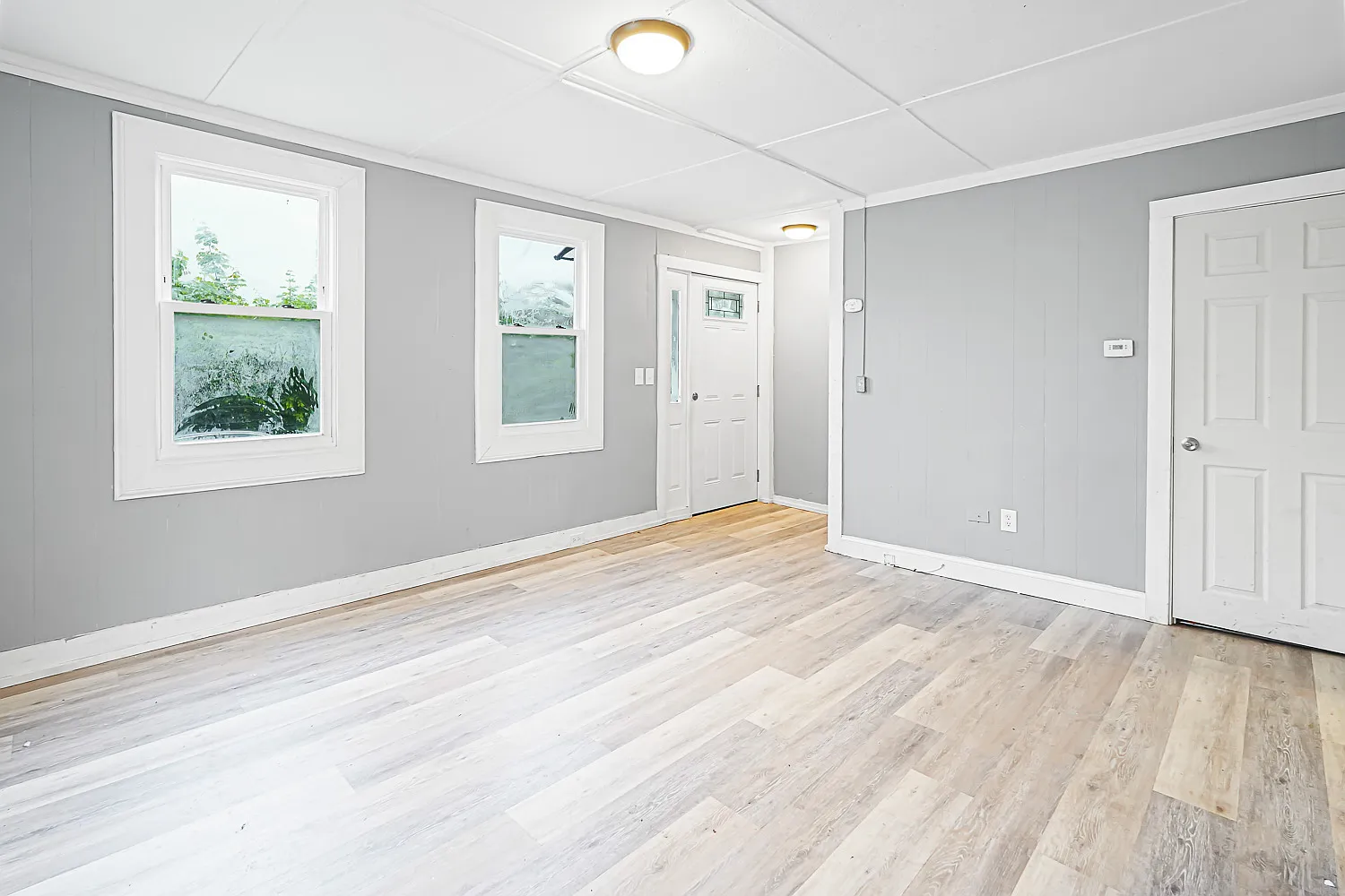 3 bed, 900 sqft, $1,650 — Photo 3