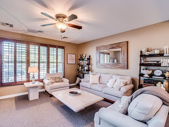 5th image of 2240 E Honeysuckle Pl