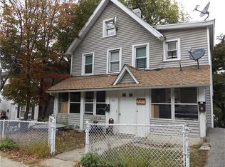 1396 Lincoln Ter, Peekskill, NY 10566