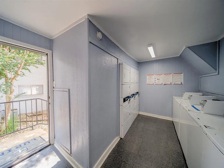 7963 Villa Cliff Dr — Photo 10