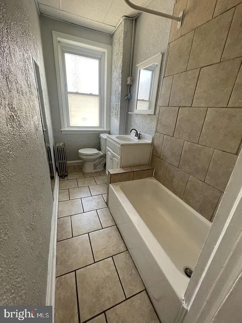 1 bed, 1.0 bath, 800 sqft, $1,250 — Photo 2