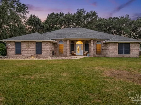 2085 Dovefield Dr, Pensacola, FL 32534