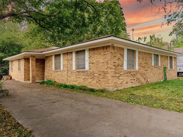 925 E Elm St, Hillsboro, TX 76645