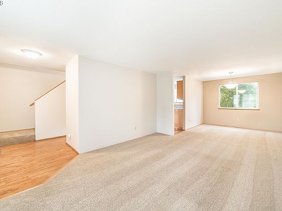 5th image of 15409 NE 47th St