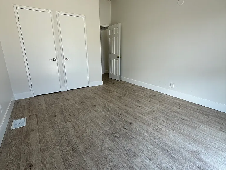 2612 W Century Blvd #1 — Photo 7