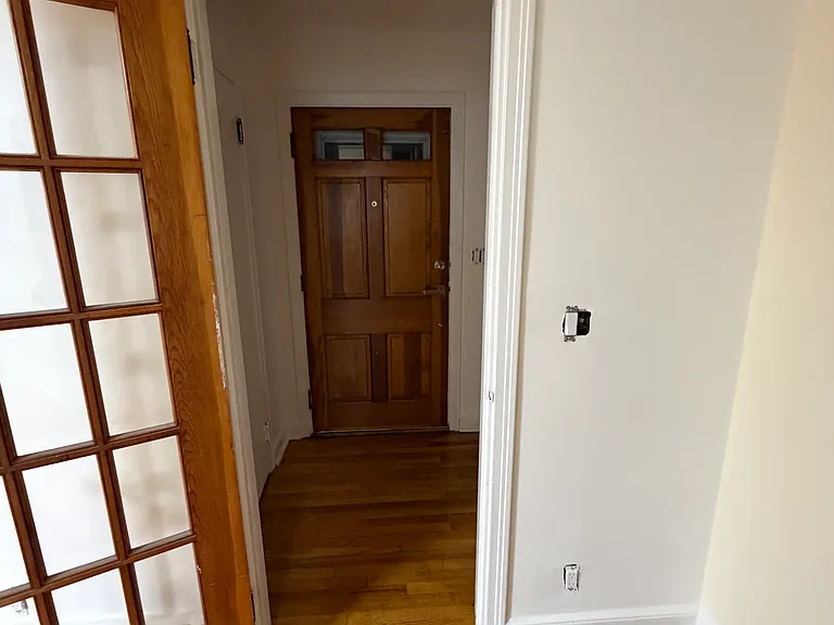 625 Clark St — Photo 19