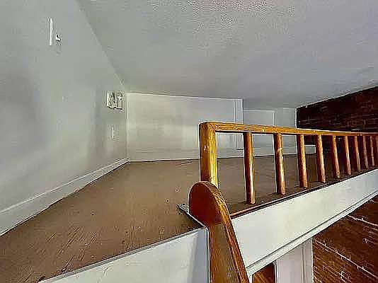 4th image of 1369 1st Ave #4CC