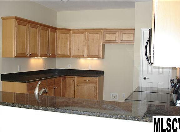 5th image of 823D Wynnshire Dr #33D