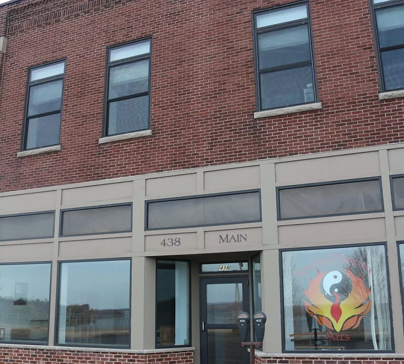 438 Main St E #4