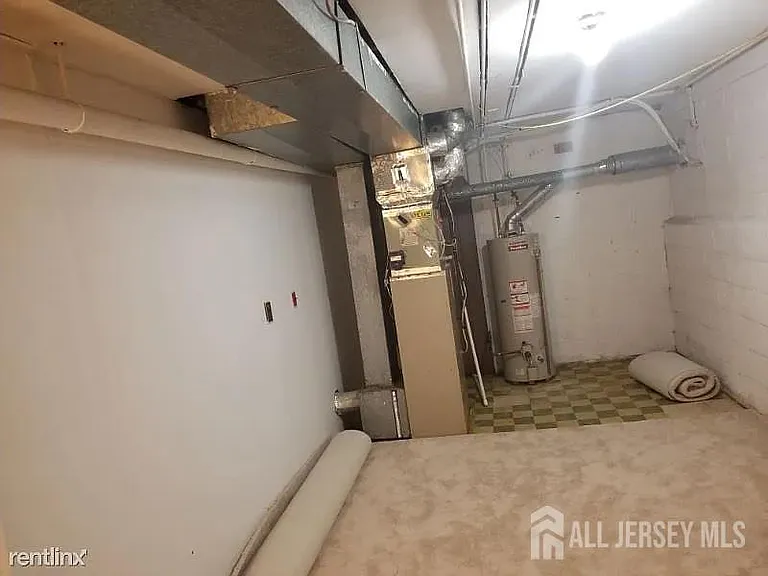804 Maple Hill Dr — Photo 22